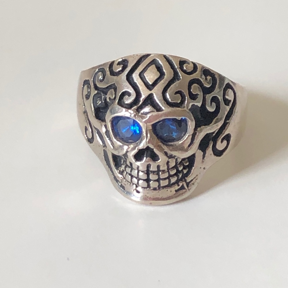 SOLD❣️925 sterling silver biker skull ring blue cz - Picture 3 of 3